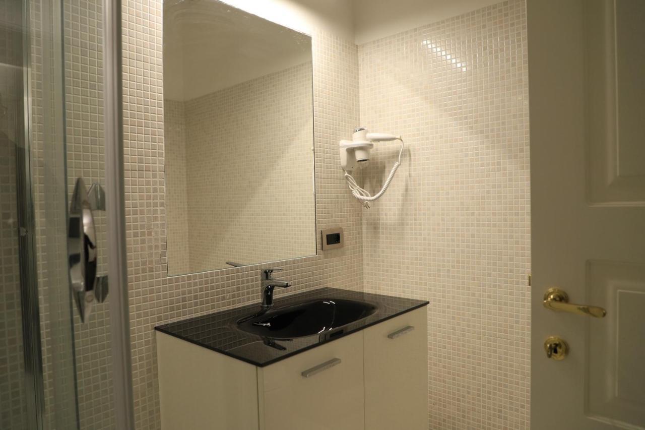 Gemelli Hotel Rome Bagian luar foto